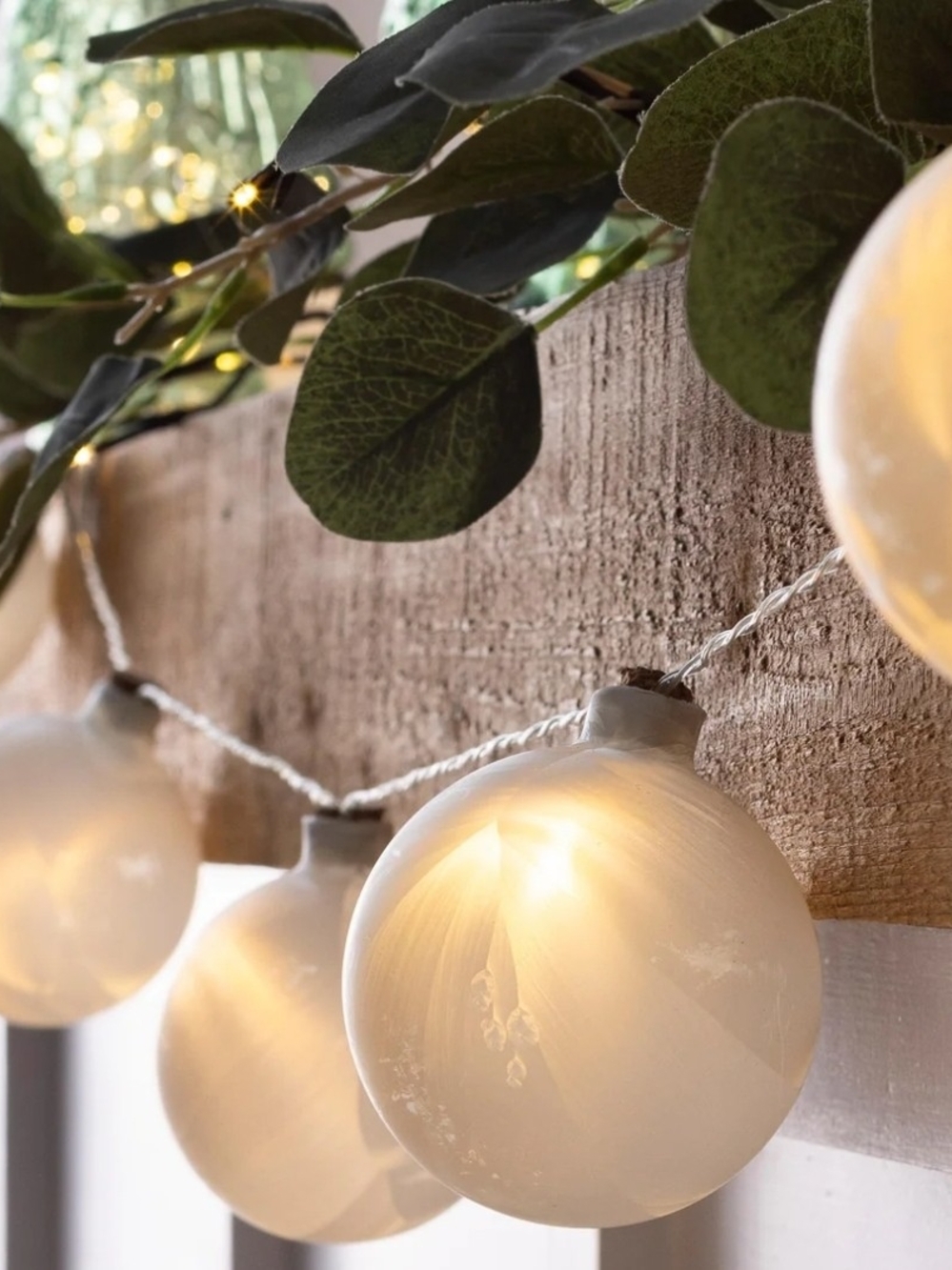 Merkury Innovations Glitter Globe LED String Lights – 8.5ft (10 LED)